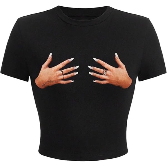 NWT Black Graphic Women's Top RW2 - Picture 1 of 2